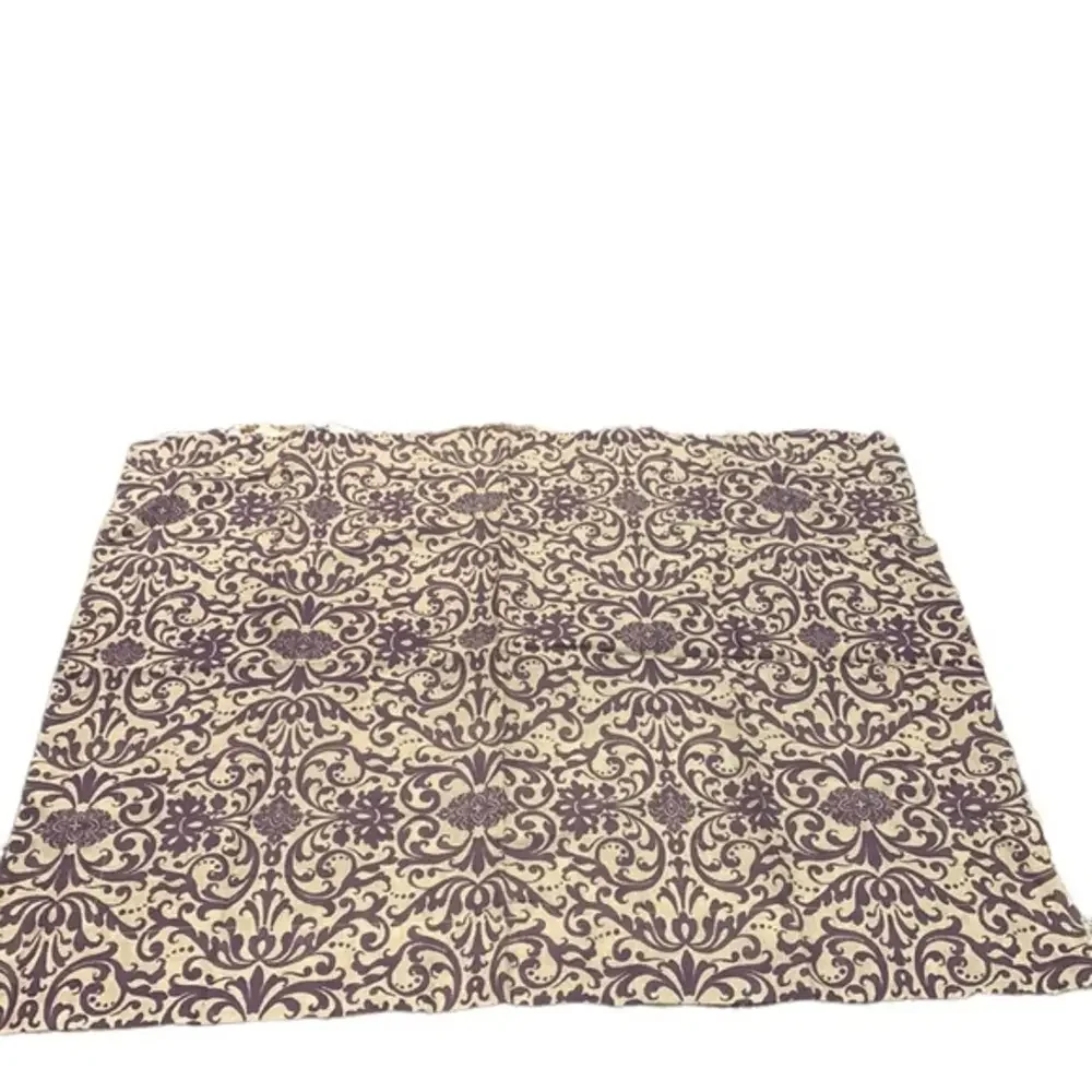 Pair‎ of Home Classics Pillow Shams